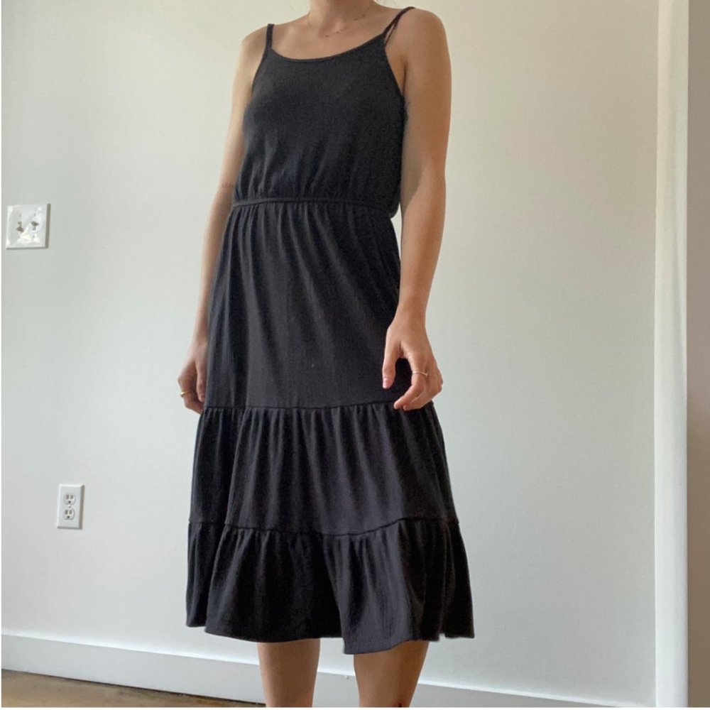 black tiered midi dress